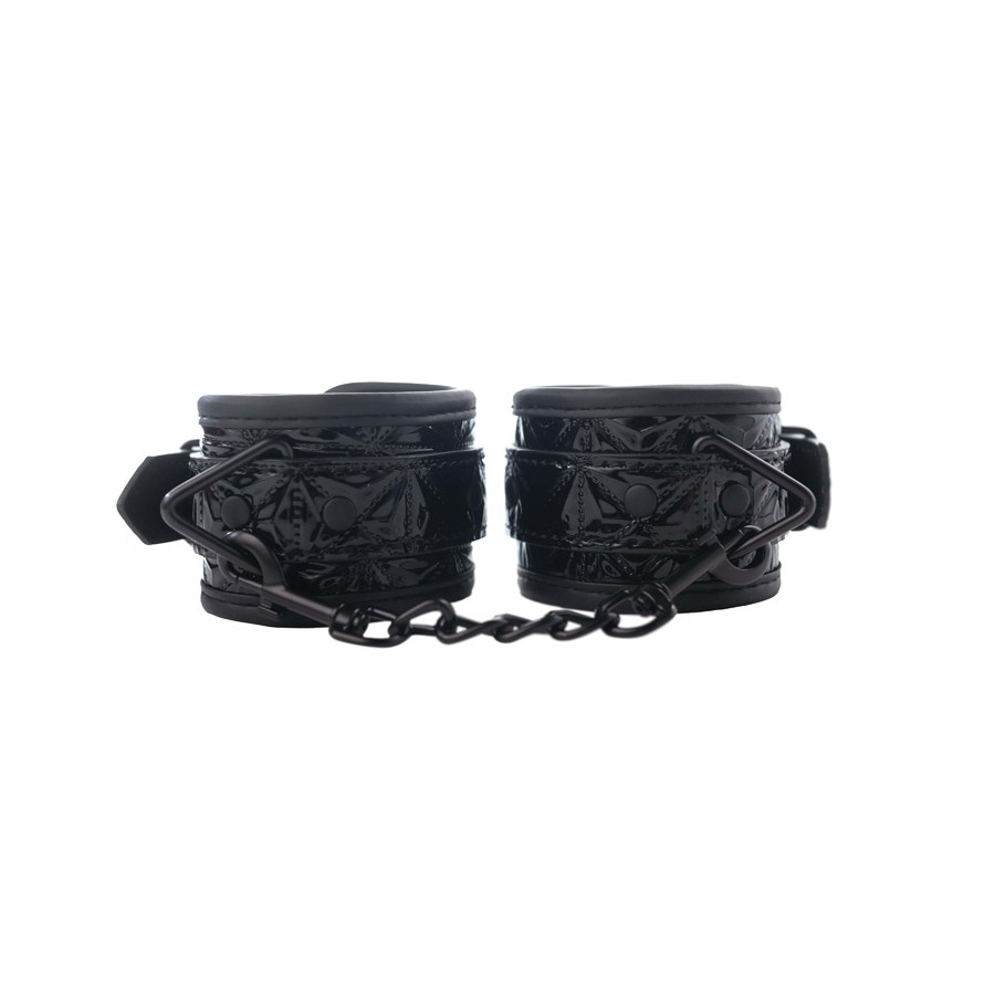 Црни лисици со црно ланче за раце Black Wrist Cuffs